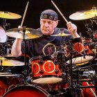 Neil-Peart-200614a