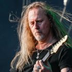 Jerry-Cantrell-210306a