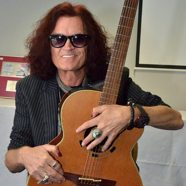 Glenn-Hughes-211029a