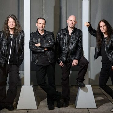 Blind-Guardian-220519a