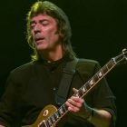 Steve-Hackett-230312a