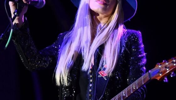 Orianthi 240225