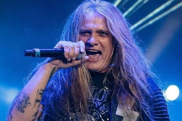 Sebastian Bach 240331