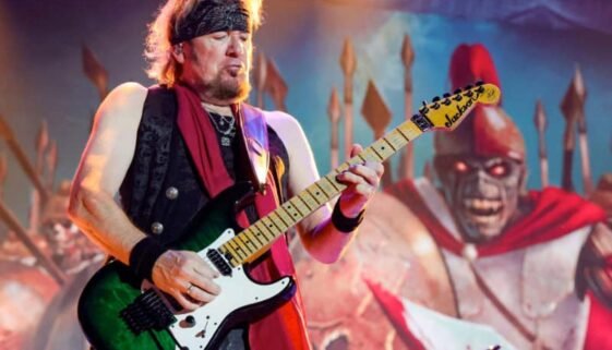 Adrian Smith Iron Maiden 251209