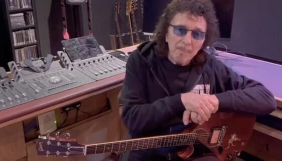 Tony Iommi 251231