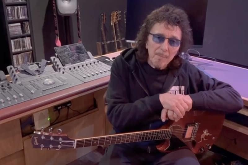 Tony Iommi 251231