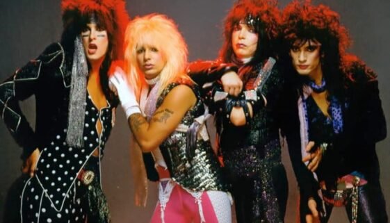 Motley Crue 260204