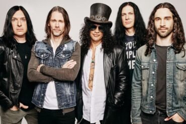 Slash Featuring Myles Kennedy 260208