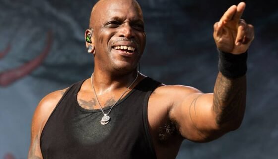 Derrick-Green-Sepultura-260424