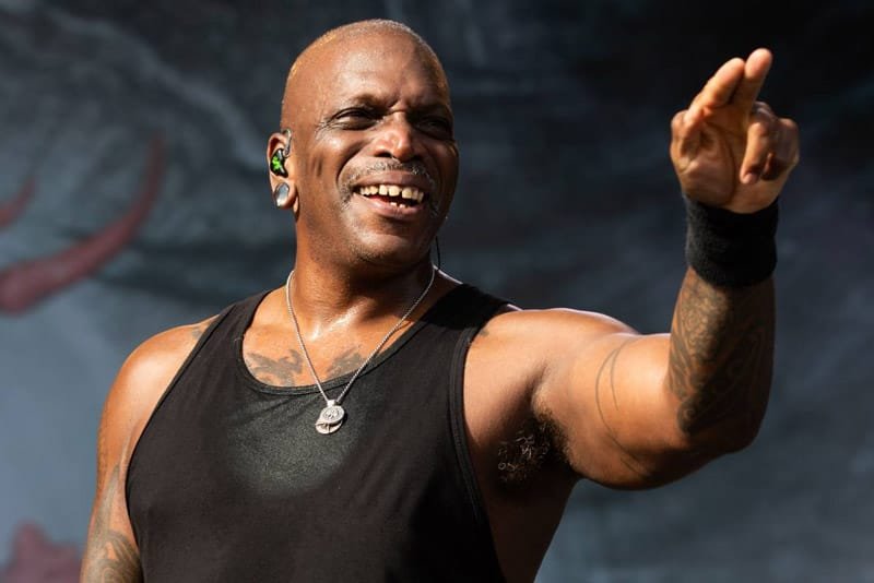 Derrick-Green-Sepultura-260424