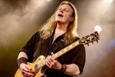 Roland-Grapow-260408