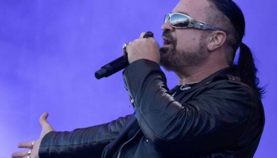 Symphony-X-260414