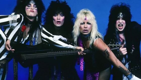Motley-Crue-260513