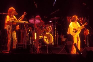 Yes-1976