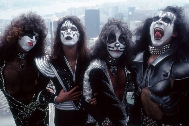 Kiss