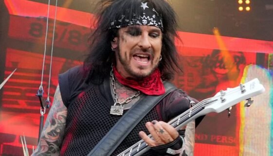 Motley-Crue-Nikki-Sixx