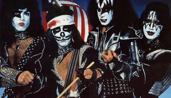 Kiss-1976