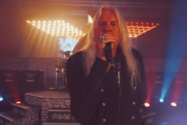 Saxon