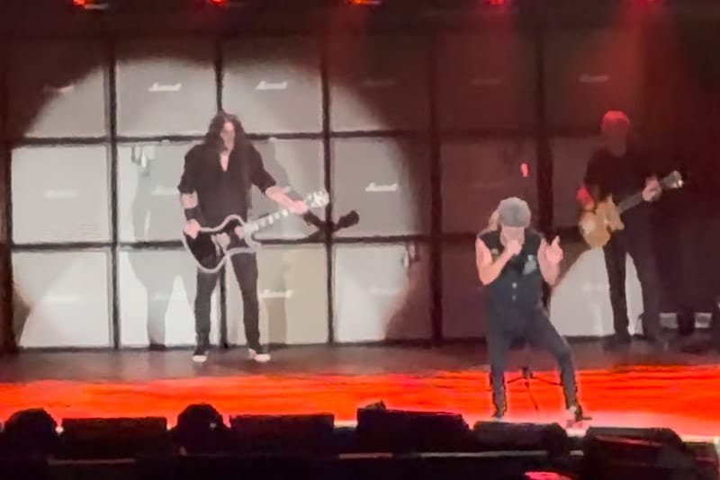 ACDC-Foo-Fighters